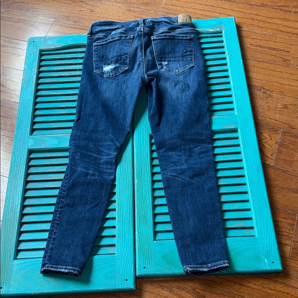 American eagle outfitters size 8 skinny jeans dark wash gently used - Picture 2 of 9